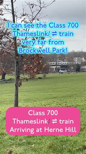 Class 700 Thameslink ⇌ train arriving at Herne Hill!