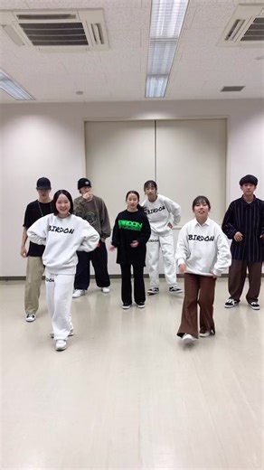 この振り付け結構体力使う🤦🏻‍♀️😂 でも楽しい❤️‍🔥！#踊ってみた #ultradancemarket #UDM #BIRDON #dance #fumina #yuki #kazuha #kazumi #sota #shoki #rio #brunomars
