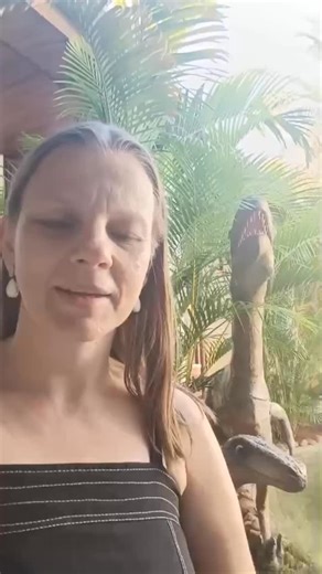 Museu de Paleontologia Cruzeiro do Oeste on Instagram: "✨ Janeiro foi um sucesso! Foram mais de 400 visitantes, vindos de 8 estados diferentes, além de muitas atividades especiais para a criançada 🦖🎨 E vem muito mais por aí! Já estamos programando novas ações para os próximos meses. 👉 Fique ligado no nosso Instagram e não perca nenhuma atividade!"