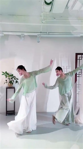 Spring Dance Extravaganza: Embrace the Blossoming Season with Classical Elegance