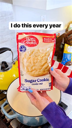 Simple stovetop cookie fudge Always cook cookie bag ingredients to 165 degrees Fahrenheit or higher before placing in the fridge ❤️ #fudge #christmascandy #cookiemix #holidaybaking This original video was produced by Network Media LLC, and Liz and Jeff. | Home Hacks & Easy Snacks