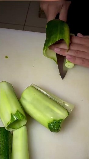 How to cut cucumber for sushi rolls