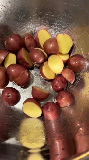 Mississippi pot roast recipe . Honey butter corn bread . #potroastrecipe #potroas