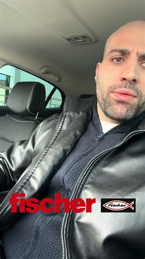 ❗ Τα περισσότερα προβλήματα στις μεταλλικές κατασκευές δεν γίνονται στα “χοντρά”, αλλά στις λεπτομέρειες. Σε μια σωστή μελέτη δεν γράφονται τυχαία τα υλικά. Όταν η μελέτη προβλέπει συγκεκριμένο τύπο μεταλλικού βύσματος (π.χ. Fischer), αυτό γίνεται για λόγους αντοχής, πιστοποίησης και ασφάλειας. Δεν είναι όλα τα βύσματα ίδια, ακόμα κι αν οπτικά μοιάζουν. Οι διαφορές είναι τεράστιες και αφορούν: \t•\t📌 πιστοποιήσεις και τεχνικές εγκρίσεις \t•\t📌 συμπεριφορά σε σεισμικά φορτία \t•\t📌 πυρασφάλεια