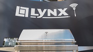 Lynx's gorgeous grill has brains to boot