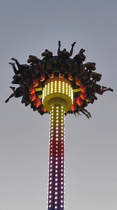 🎢🎡💥 Vivi ogni corsa, urla ogni emozione… al Themepark di Etnaland l’estate è senza freni! 😎🔥 #etnaland #sicilia #catania #themepark #estate2025 #divertimento #giostrepazzesche #adrenalina #funvibes #ridewithus | Etnaland