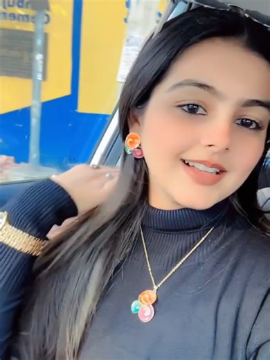 Stunning Punjabi Girl Showcase