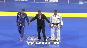 Full Match: Victor Hugo vs Erich Munis, 2023 IBJJF World Championships | FloGrappling