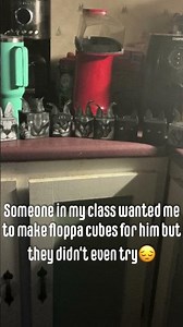 I made 8 btw #memes #floppa #papercraft #letmeknow