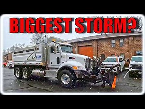 20” Snow Storm Begins | Salting the Route Before the Plowing Starts