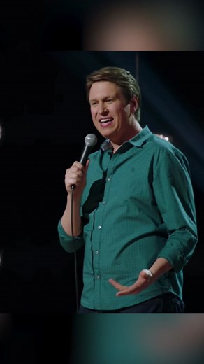 Explain Sleep to an Alien 👽 I’m on tour! Houston, Milwaukee, Madison are the next three stops! Get your 🎟 in my bio. #peteholmes #standupcomedy #standup #comedy #sleep #aliens