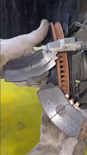 Brake pad changing #cars #repairing