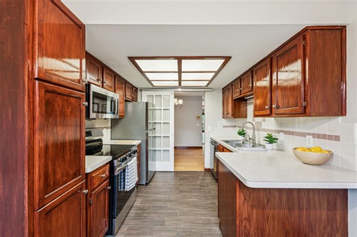 6219 Magda Dr #D, Maple Grove, MN 55369 - MLS 6782292 - Coldwell Banker