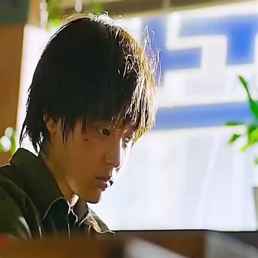 भिकारी लड्का बन मित का देवता। #movie #entertainment