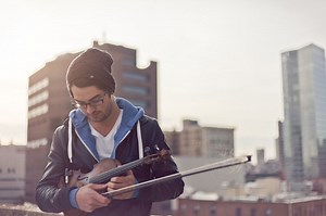 Subway violin video features former Midlander