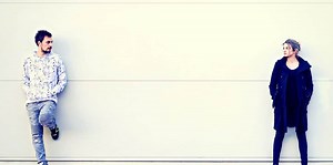 5 Signs Of Disconnection In A Relationship & How To Bring The Connection Back