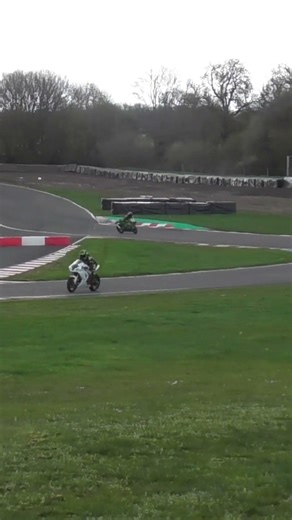 Oulton Park Practice Crash