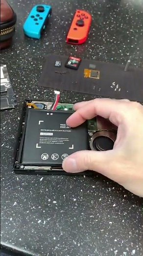 Replacing Nintendo Switch Battery - DIY Repair
