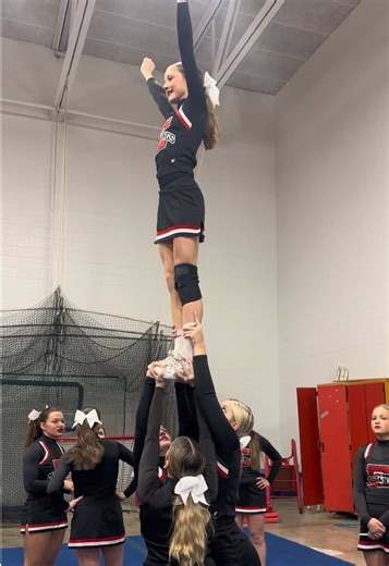 Your Mustang cheerleaders are traveling to West Vigo tonight to cheer on the boys basketball team! Let’s go Edgewood! ❤️🖤🤍 #cheerstunts #fullup #highschoolcheer