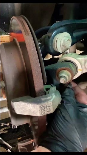 Jeep Grand Cherokee: The Brake Pad Issue You Didn't Want to Know About