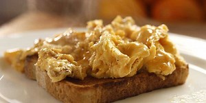 1M views · 7.3K shares | BEST TASTING SCRAMBLE EGGS - Moist, fluffy, nutty and extra tasty! Get full recipe here: www.recipe30.com | Recipe30 | Facebook