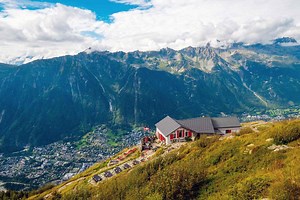 10 Extremely Remote Restaurants That Belong on Your Bucket List