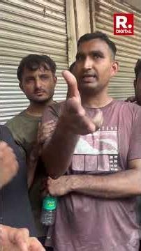 Brave “Cockroaches” Risk Lives to Save People in Malviya Nagar Fire