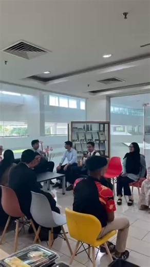 DRB-HICOM University of Automotive Malaysia (DHU) was honoured to host the Proton Young Talent (PYT) Assessment & Final Interview Program on 29 November 2025, further strengthening the collaboration between two DRB-HICOM subsidiaries — DHU and Proton — in nurturing and developing future industry talent. The programme brought together 16 shortlisted candidates from across the East Coast region for a comprehensive full-day assessment session. Led by Proton’s experienced Talent Management team, par