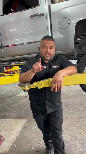 Ultimate Vehicle Lift Information for Mechanics and Truck Enthusiasts