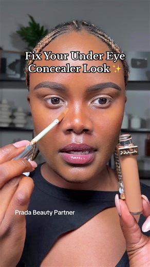 #PradaBeautyPartner Fixing your under-eye starts with using less product and placing it the right way ✨The new Prada Blurring Micro-Correcting Concealer gives that blurred, radiant finish every time. @pradabeauty @sephora