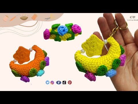 "How to Crochet Amigurumi Crescent Moon & Star Keychain 🌙⭐ | Step-by-Step Tutorial with Free Pattern