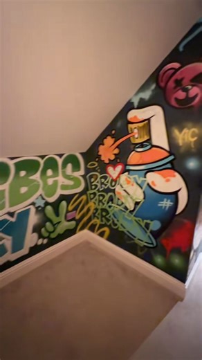 Graffiti room makeover creative ideas from Brody’s space