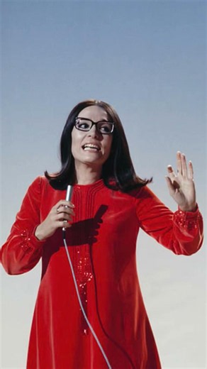 Nana Mouskouri ( Greek singer and politician )