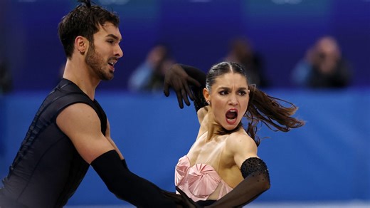 France's Cizeron and ex-Canadian skater Fournier Beaudry lead after rhythm dance