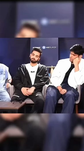 ＢＢ ＨＯＵＳＥ 🏠 on Instagram: "Pasandida aurat ka chakkar 💪🏻😂 Here are some trending hashtags worldwide: # Worldwide Hashtags - *#worldwide*: 13,736,868 posts - *#love*: 12.50% of posts related to #worldwide - *#instagood*: 8.52% of posts related to #worldwide - *#world*: 12.48% of posts related to #worldwide - *#instagram*: 8.54% of posts related to #worldwide # Trending Hashtags - *#trending*: 35,189,692 posts - *#viral*: 26.81% of posts related to #trending - *#explorepage*: 18.74% of posts re