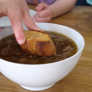 31K views · 412 reactions | Best Ever French Onion Soup Recipe! | Barry Lewis | Facebook