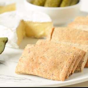 51K views · 320 reactions | 5 ingredients KETO CRACKERS are the best paired with cheese, 0.8 G net carb per cracker  RECIPE >https://www.sweetashoney.co/almond-flour-crackers-keto-vegan | Sweetashoney.co | Facebook