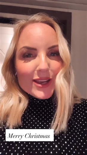 Kerry Ellis on Instagram: "Merry Christmas, everyone"