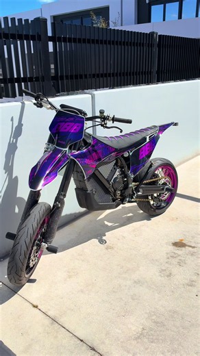 100hp Stark Varg vs Butterfly — Stark Varg eBike Supermoto Showdown