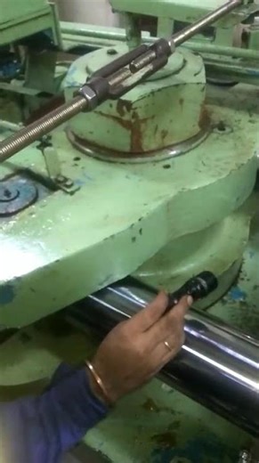 OVERHAULING OF STEERING RAM #wintech #hydraulicequipment #wintechoverhaulingjob