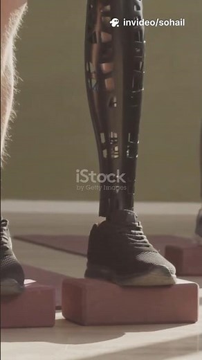 “Do This 3-Second Heel-Drop Test NOW ‑ Or Risk an ACL Tear! #Shorts”