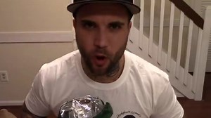 How Prisoners Make Pizza with Basic Ingredients