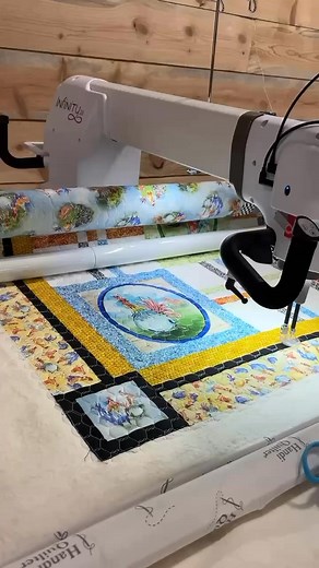 Whether you love chickens or not — these watercolor chickens are hard to resist! 🐔🎨This bright, cheerful quilt is bursting with personality, and the chicken wire quilting? It’s the perfect touch! I can’t get over how it makes them look like they’re right at home in their coop.This one’s been such a joy to work on!#chickenquilt #quilting #utahquilter #utahquiltshop #hamdmadewithlove❤️ | Anne Marie Creations
