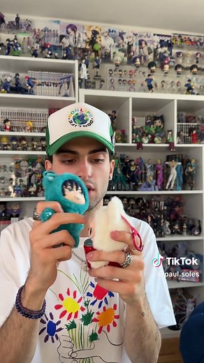 Unboxing Jujutsu Kaisen Labubu Plushies Guide