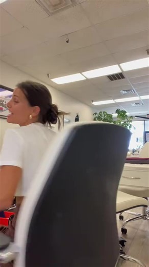 Ladyintgebathroom (@ladyintgebathroomm1)’s videos with original sound - Ladyintgebathroom