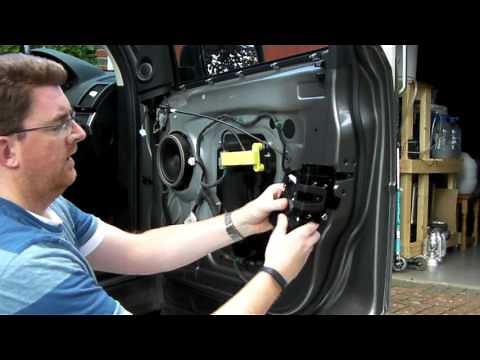 Freelander 2 door lock fix Pt.1