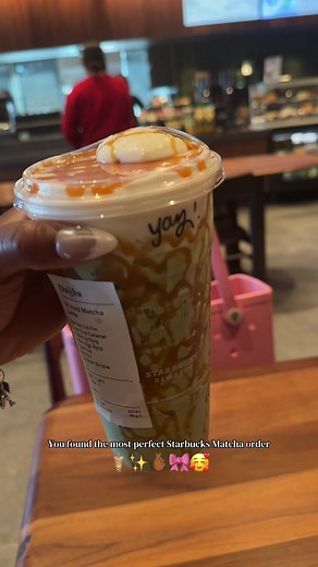 This is how you should order your Matcha @Starbucks. Every. Single. Time!!!! 🧋🫶🏾✨🎀🤍🫰🏾 #starbucksdrinks #starbucks #matcha #starbucksrecipe #howtoorder