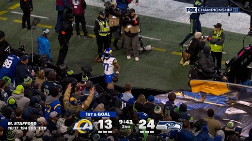 Matthew Stafford connects with Davante Adams for Rams' two-yard TD vs. Seahawks | NFL highlights