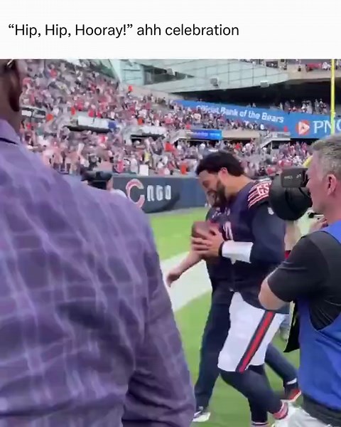 Chicago Bears QBs: Celebrating Memes and Struggles