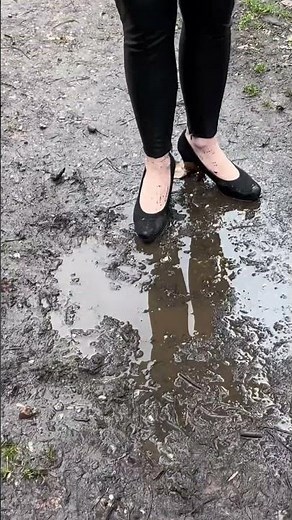 HIGH HEELS || Walking Through Deep Mud in My Elegant Pumps